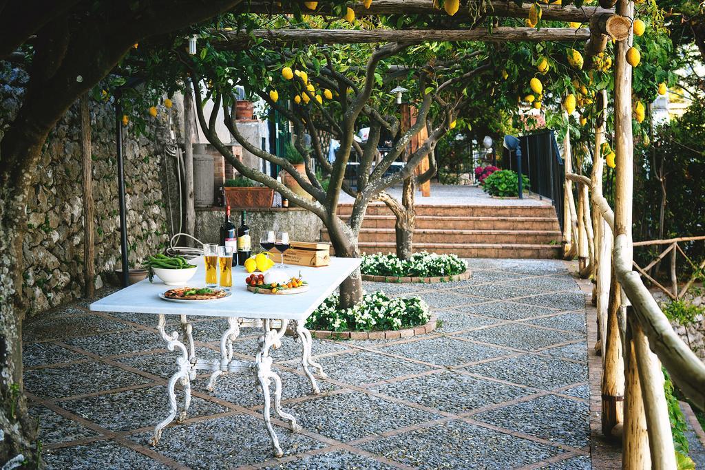 Sea View Villa In Ravello With Lemon Pergola, Gardens And Jacuzzi - Ideal For Elopements ภายนอก รูปภาพ