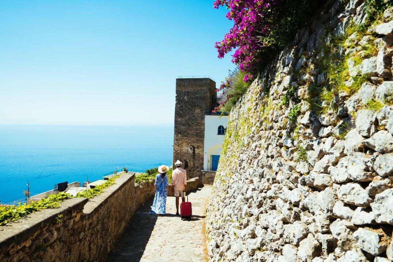 Sea View Villa In Ravello With Lemon Pergola, Gardens And Jacuzzi - Ideal For Elopements ภายนอก รูปภาพ